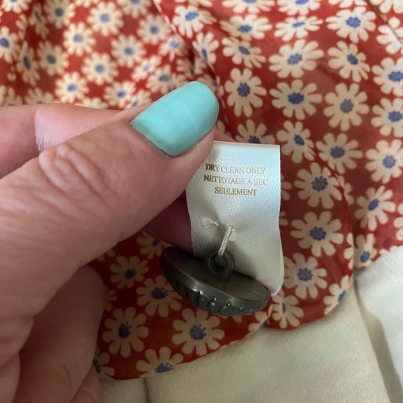 Nick & Moe (L) cream blazer - Beautiful embroidery & lining w/ a vintage feel - Picture 9 of 16